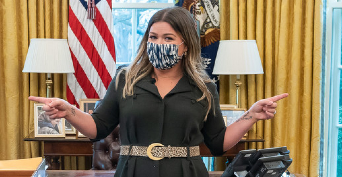 President Joe Biden and First Lady Jill Biden visit with Kelly Clarkson Saturday, Feb. 20, 2021, in the Oval Office of the White House. (Official White House Photo by Adam Schultz)