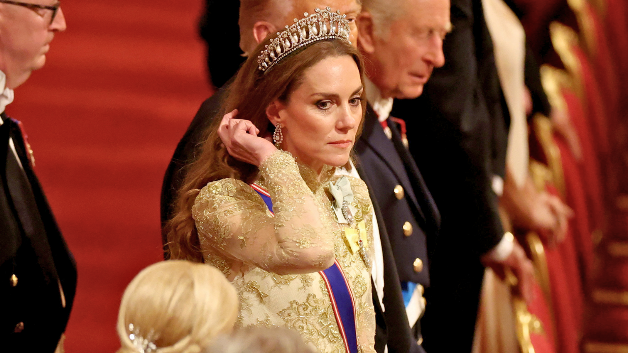 Kate Middleton Unseats Prince—Royal Experts Confirm Power Move