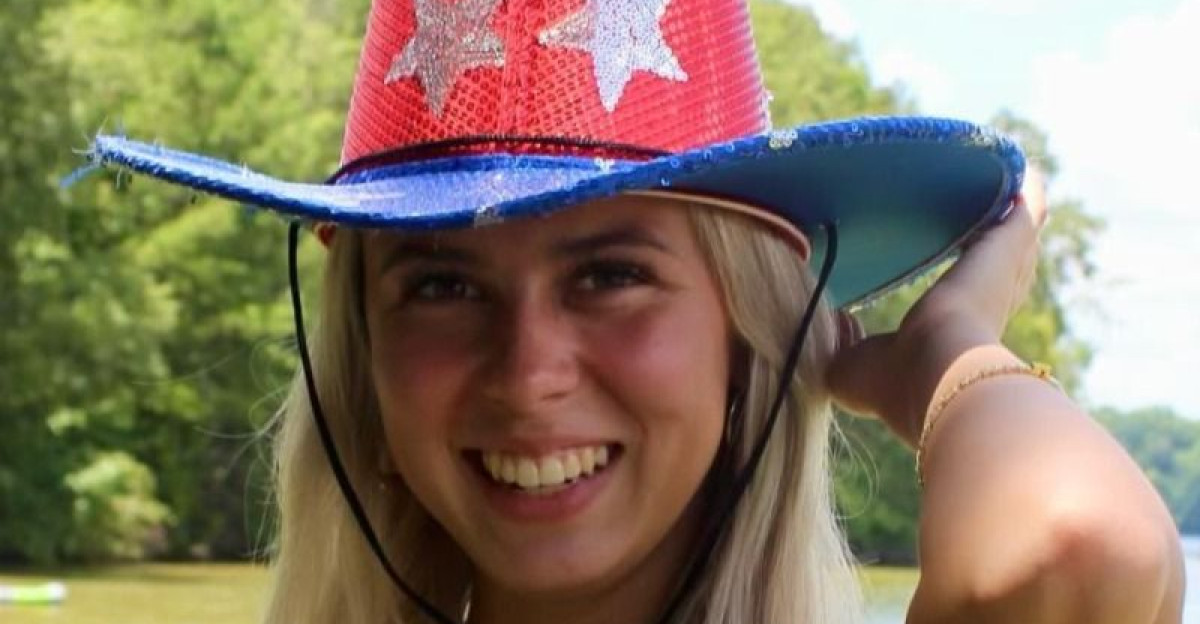 Check Haliey Welch Hawk Tuah Girl Age Profession Height More by Rich M