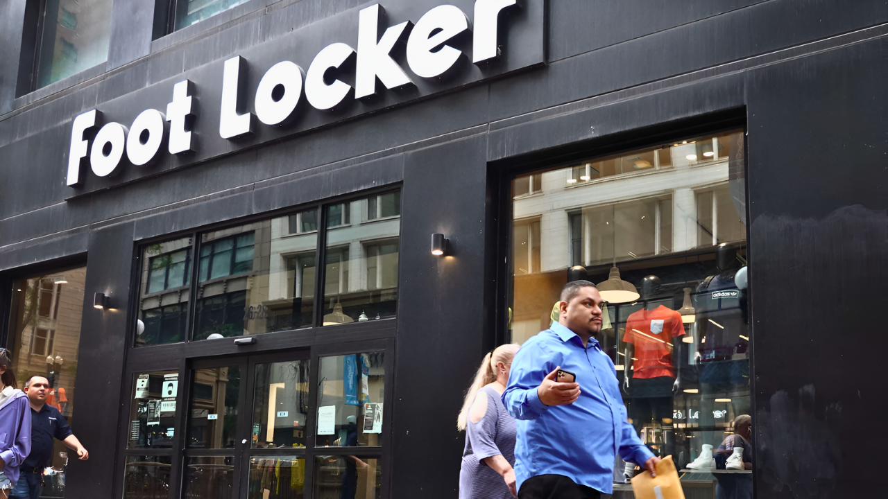 400 Foot Locker Stores Close – 2,700 Jobs Lost as U.S. Portfolio Shrinks by 10%