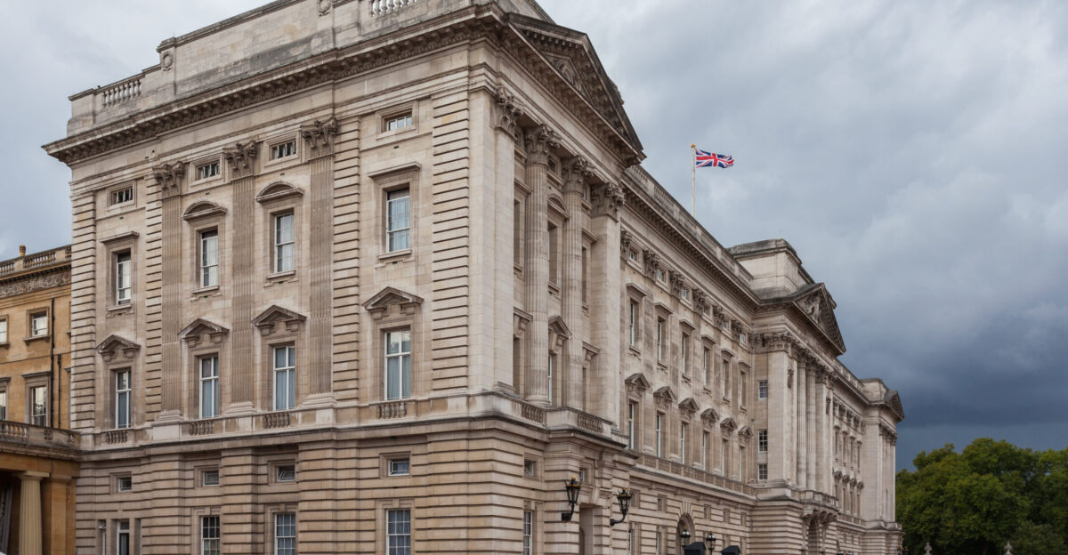 Buckingham Palace London England This is a photo of listed building number 1239087